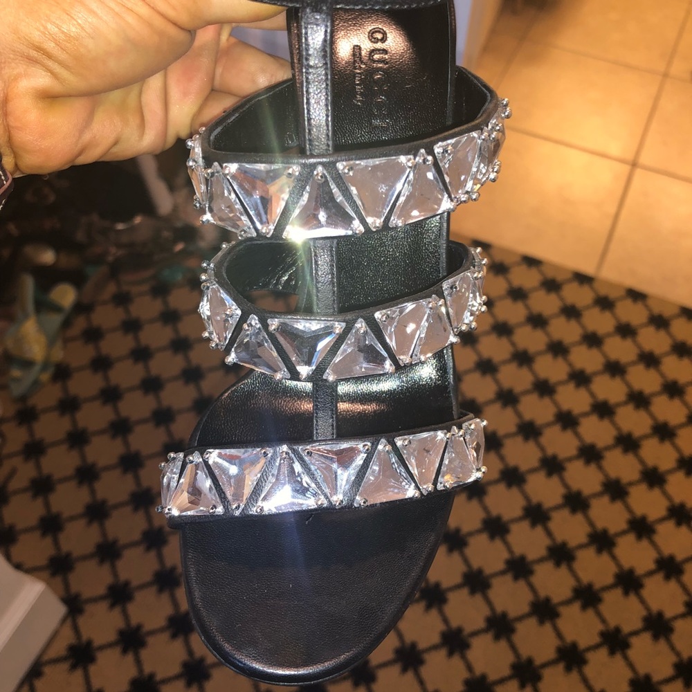 Gucci Stilettos - Picture 2 of 8
